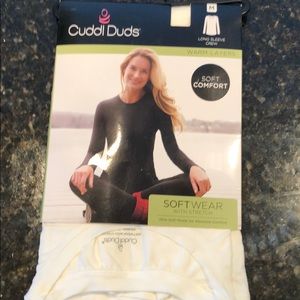 Cuddle Duds Long Sleeve Crew NWT Medium